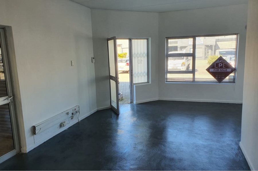 0 Bedroom Property for Sale in Greenbushes Industrial Park Eastern Cape